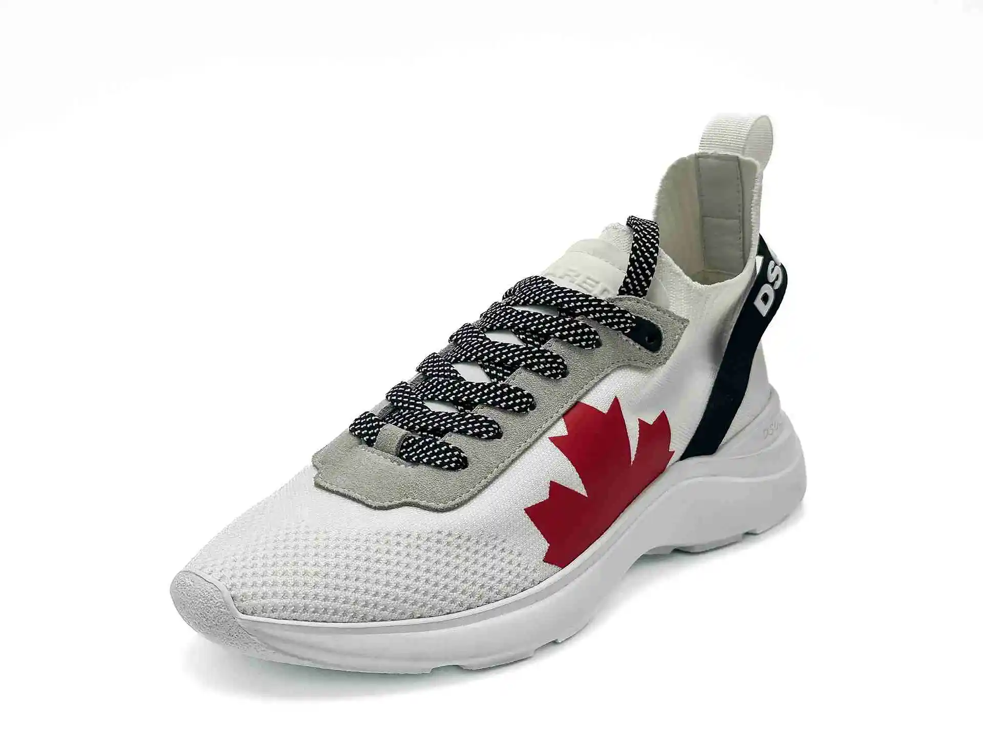 Daily Runner Shoes with Breathable Knit for Premium Performance